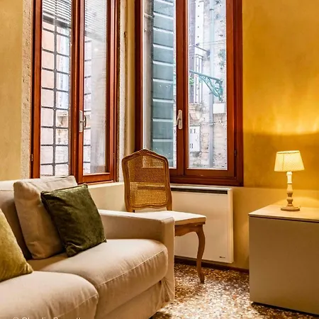 Apartman Gondola Bianca Venisejetaime *